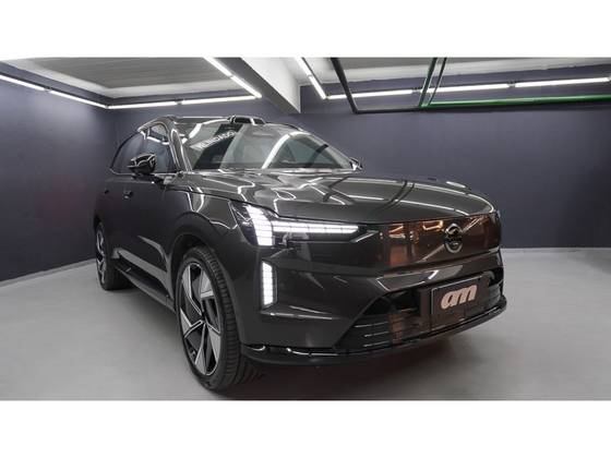 VOLVO EX90 P8 RECHARGE TWIN ELECTRIC PERFORMANCE ULTRA AWD